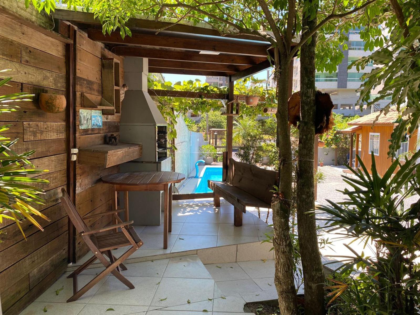 Residencial Com Piscina Possui Jacuzzi Aquecida Com Hidromassagem Villa Bombinhas Exterior foto