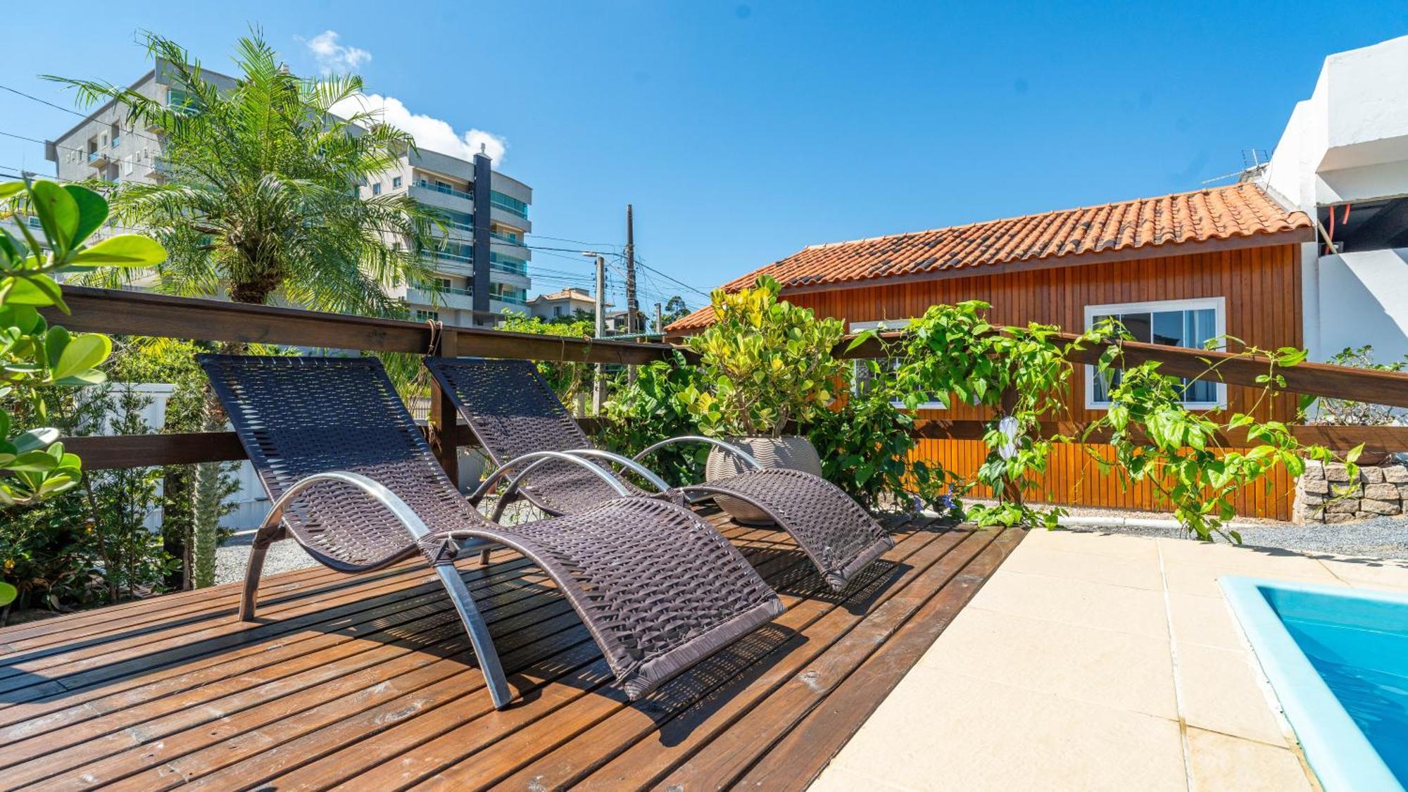 Residencial Com Piscina Possui Jacuzzi Aquecida Com Hidromassagem Villa Bombinhas Exterior foto