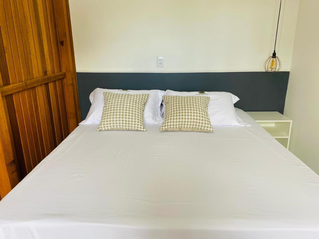 Residencial Com Piscina Possui Jacuzzi Aquecida Com Hidromassagem Villa Bombinhas Exterior foto