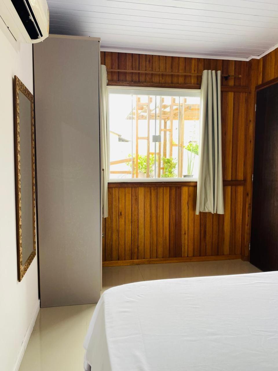 Residencial Com Piscina Possui Jacuzzi Aquecida Com Hidromassagem Villa Bombinhas Exterior foto